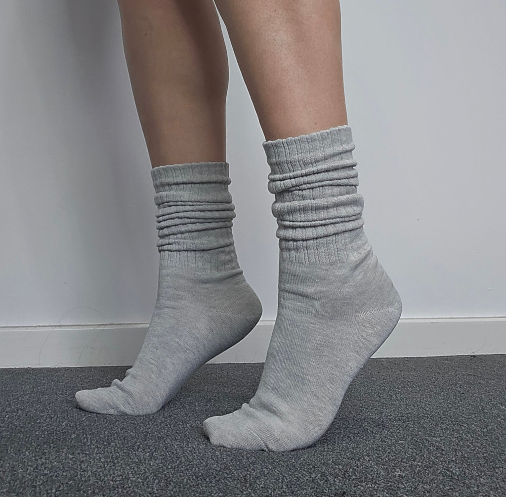 SLOUCHIE SOCKS