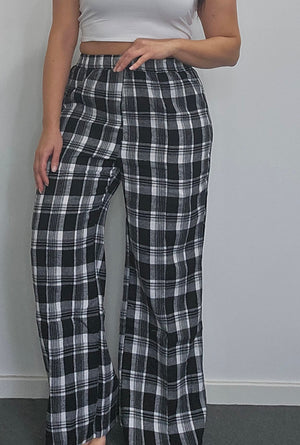 PLAID WIDE LEGGED PANTS - BLACK